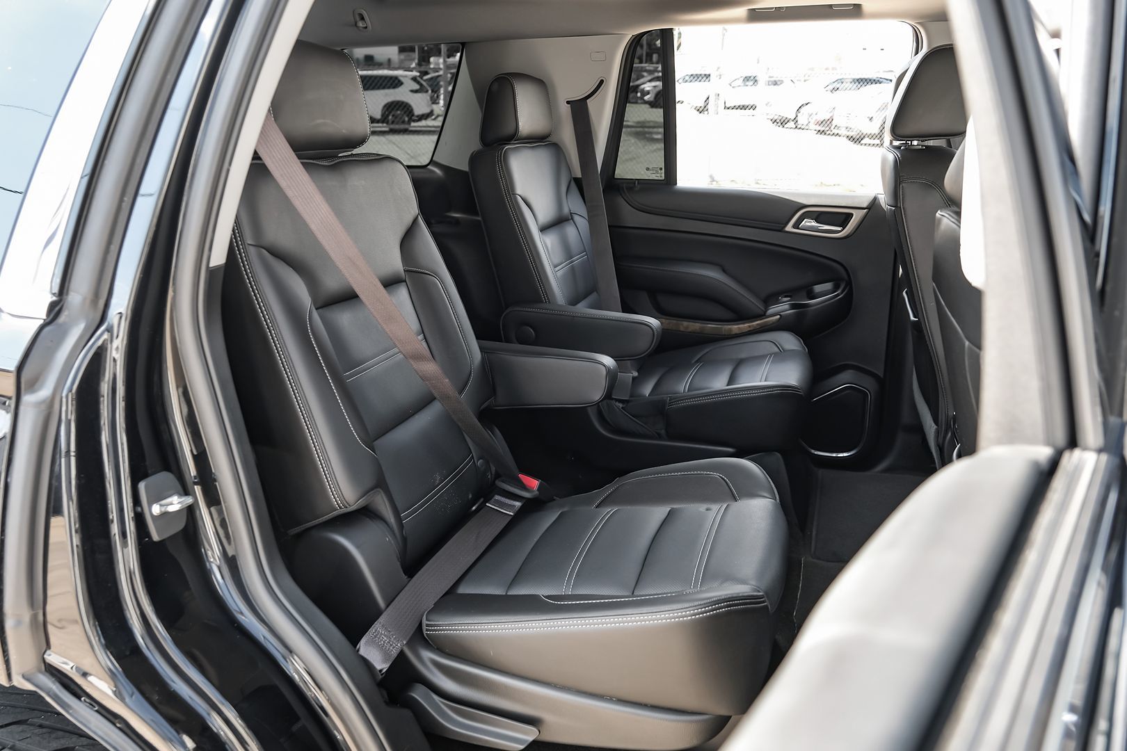 2017 Gmc Yukon Denali photo 38