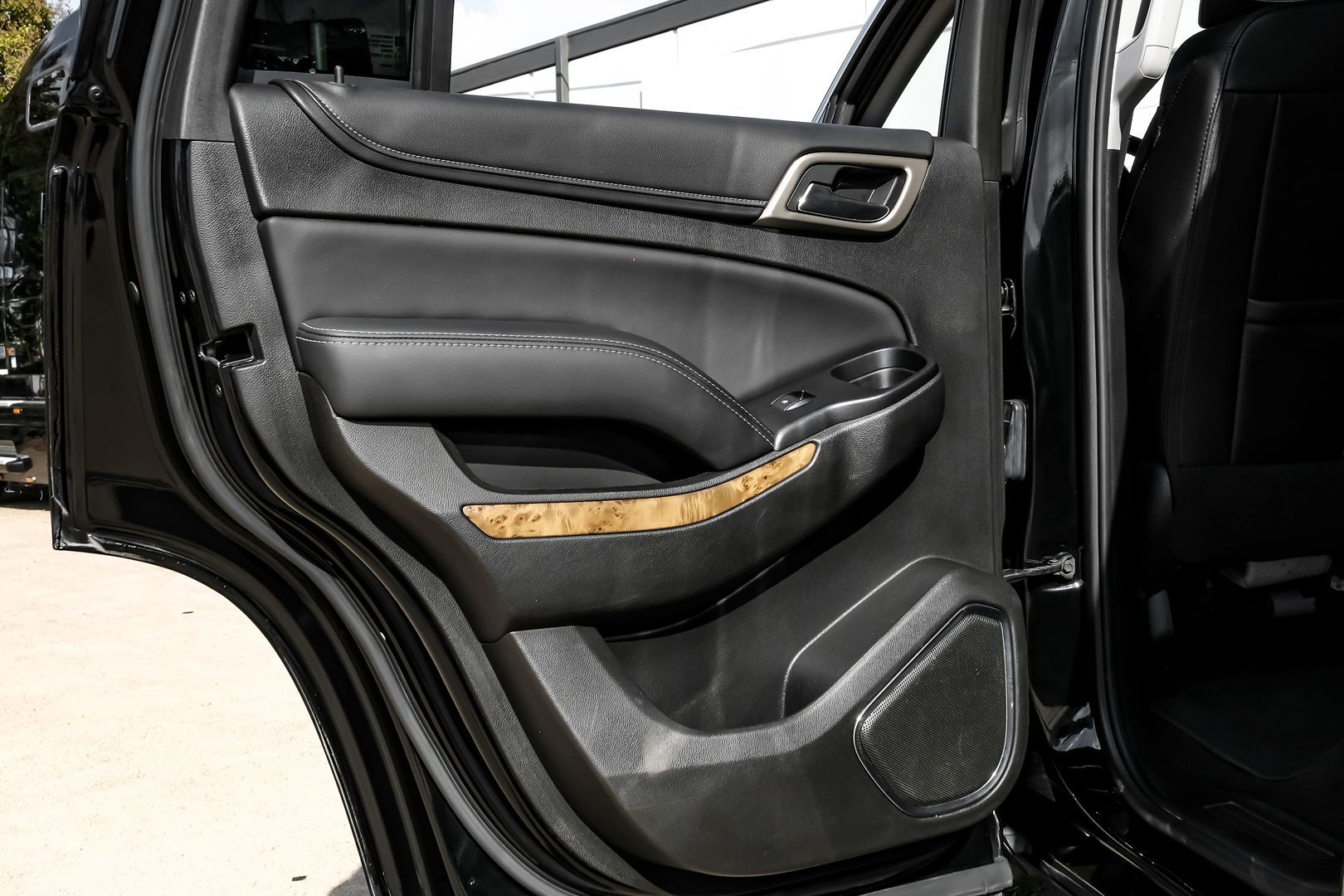 2017 Gmc Yukon Denali photo 49