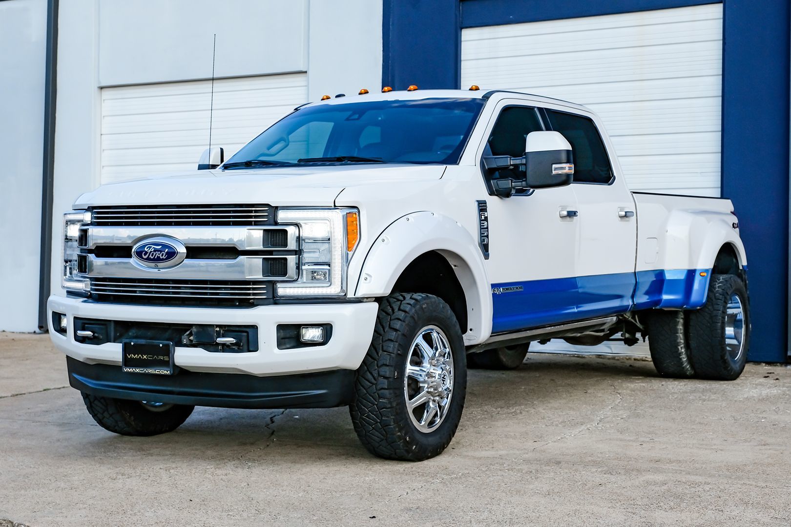 2018 Ford F-350 Limited photo 2