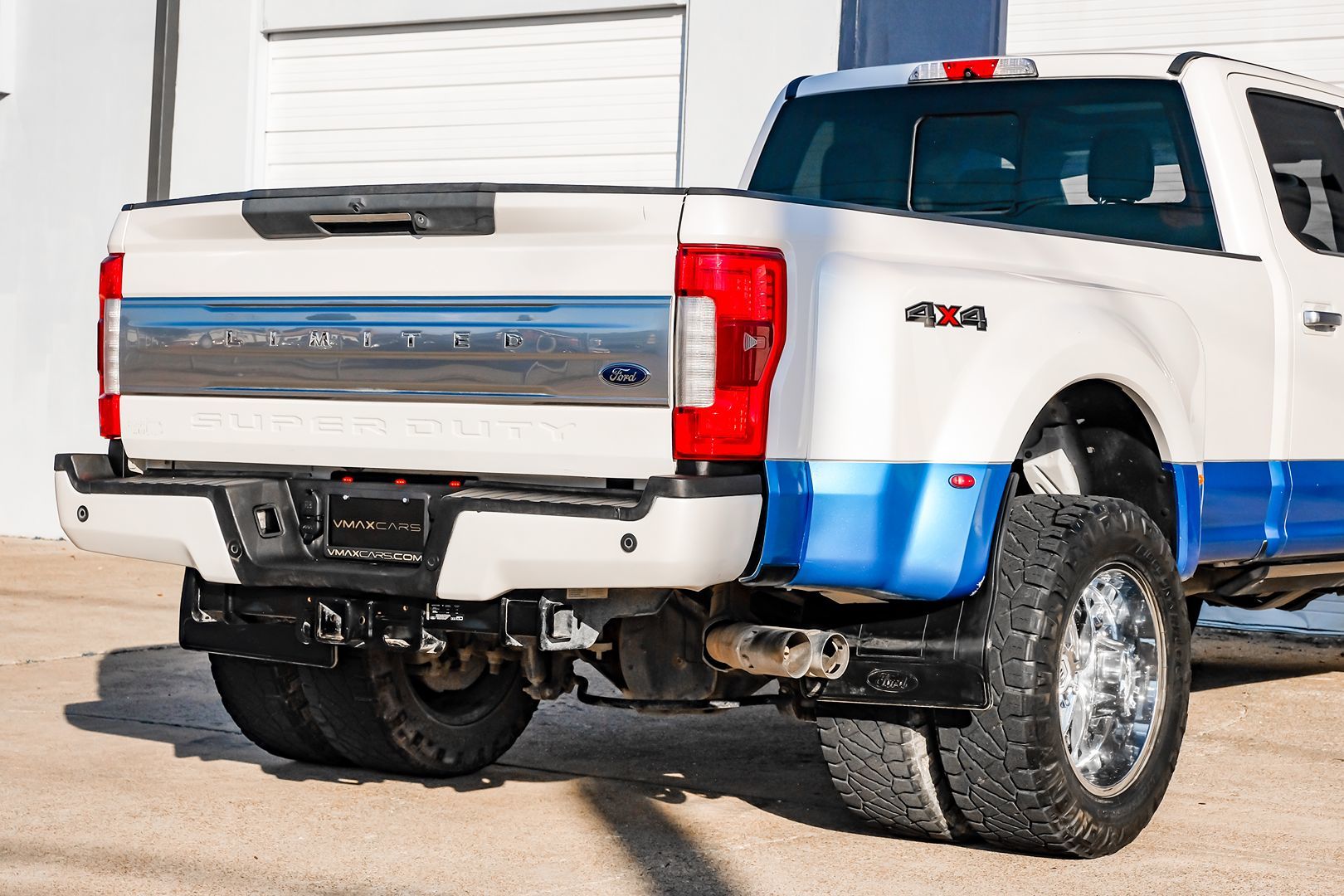2018 Ford F-350 Limited photo 10