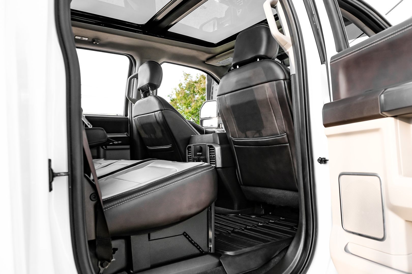 2018 Ford F-350 Limited photo 38