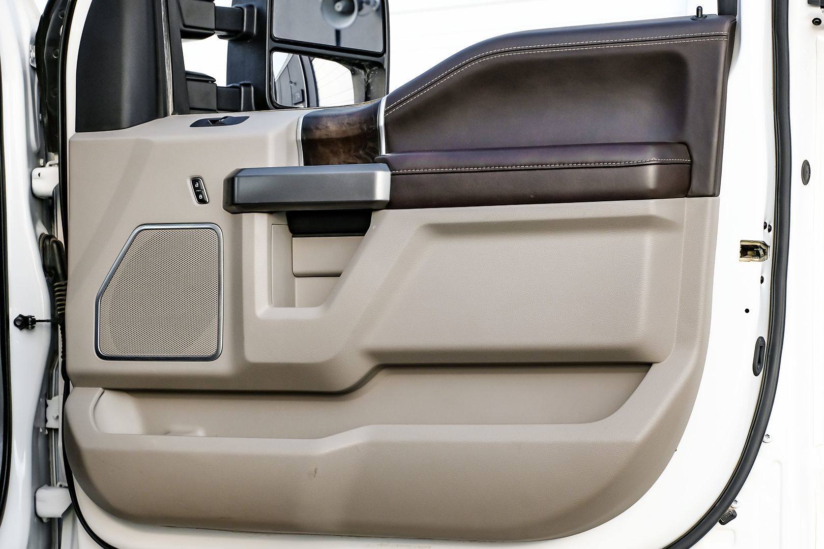 2018 Ford F-350 Limited photo 45