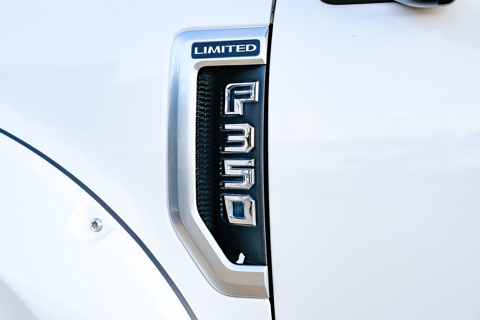 2018 Ford F-350 Limited photo 50