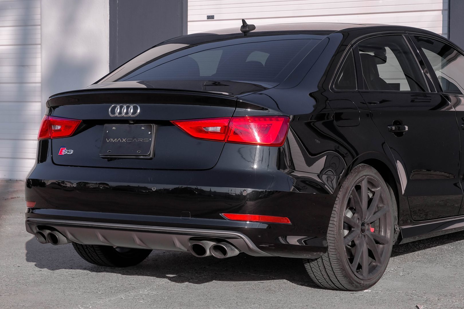 2016 Audi S3 Prestige photo 10