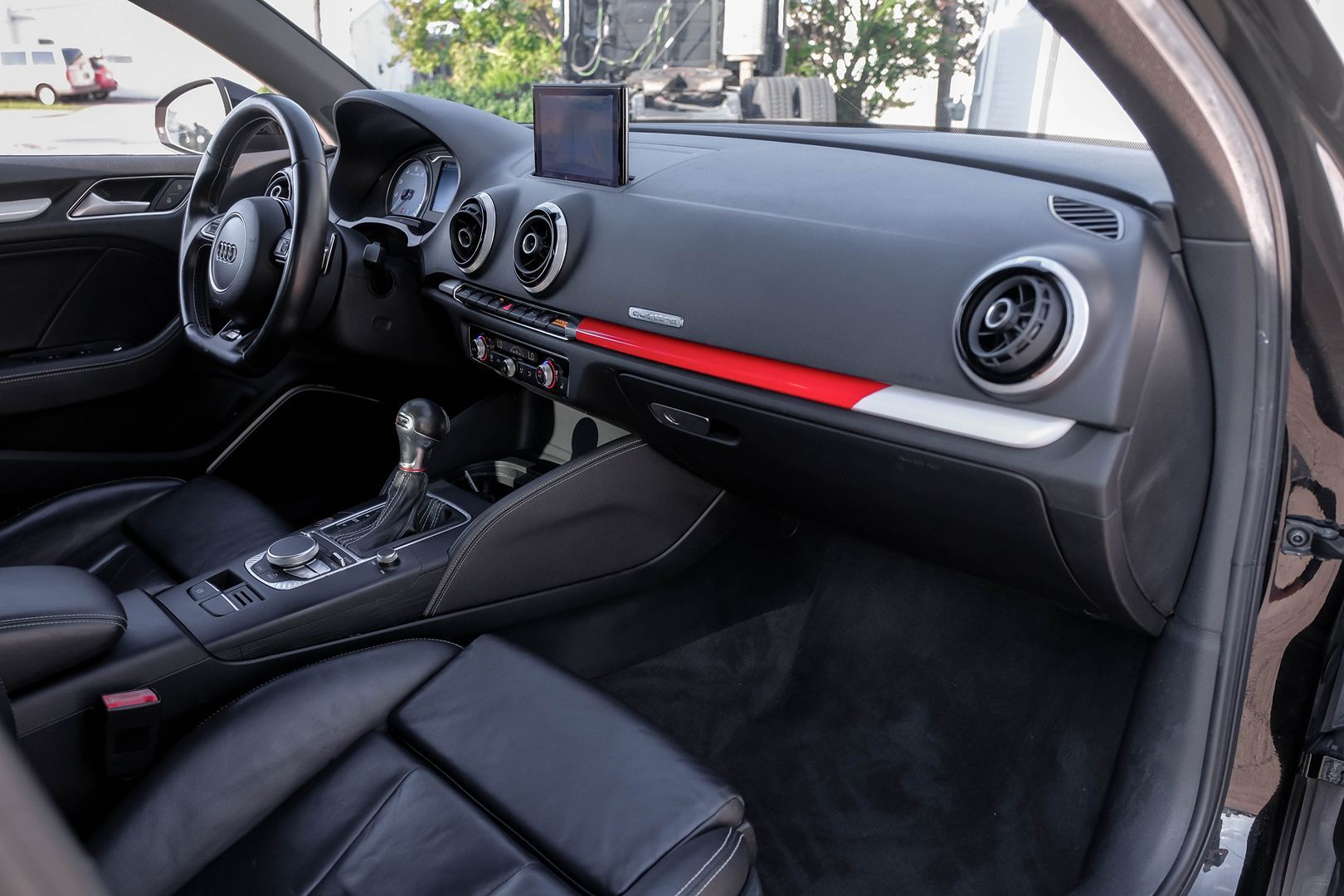 2016 Audi S3 Prestige photo 14