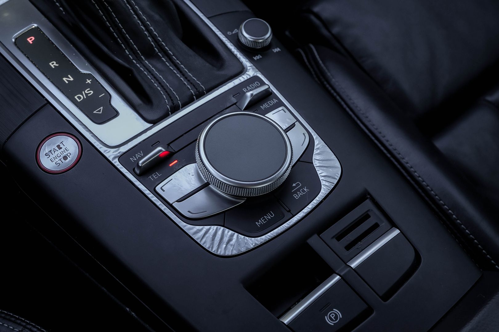 2016 Audi S3 Prestige photo 27