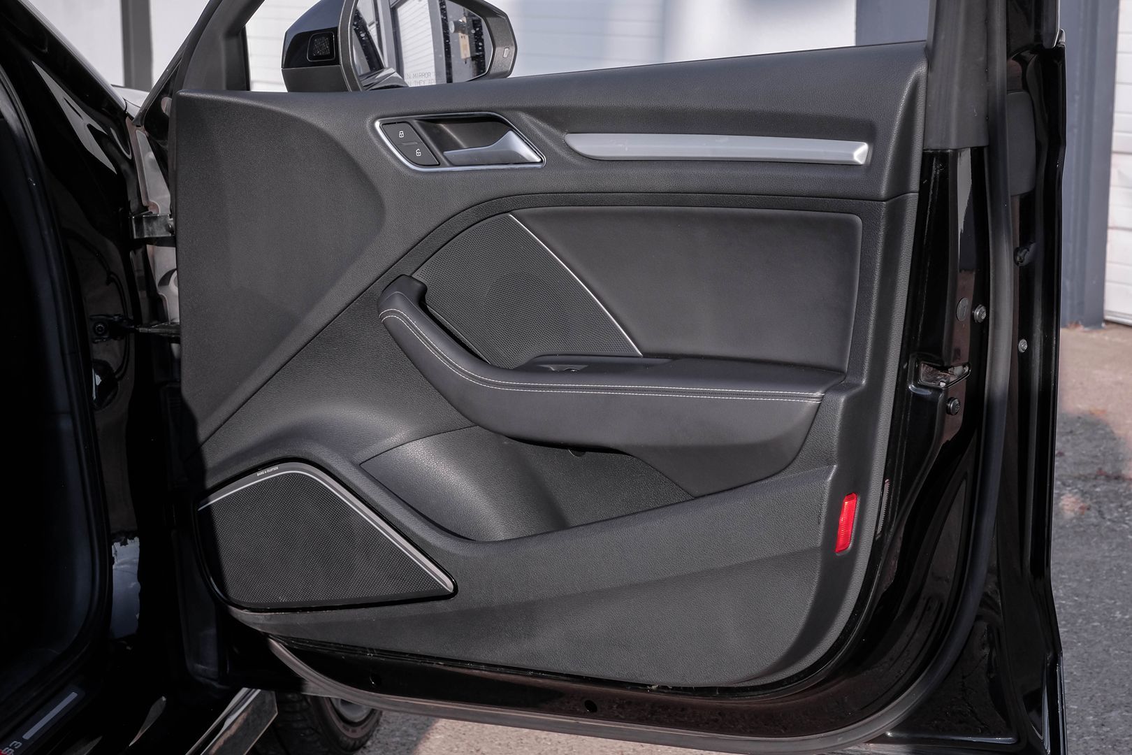 2016 Audi S3 Prestige photo 44