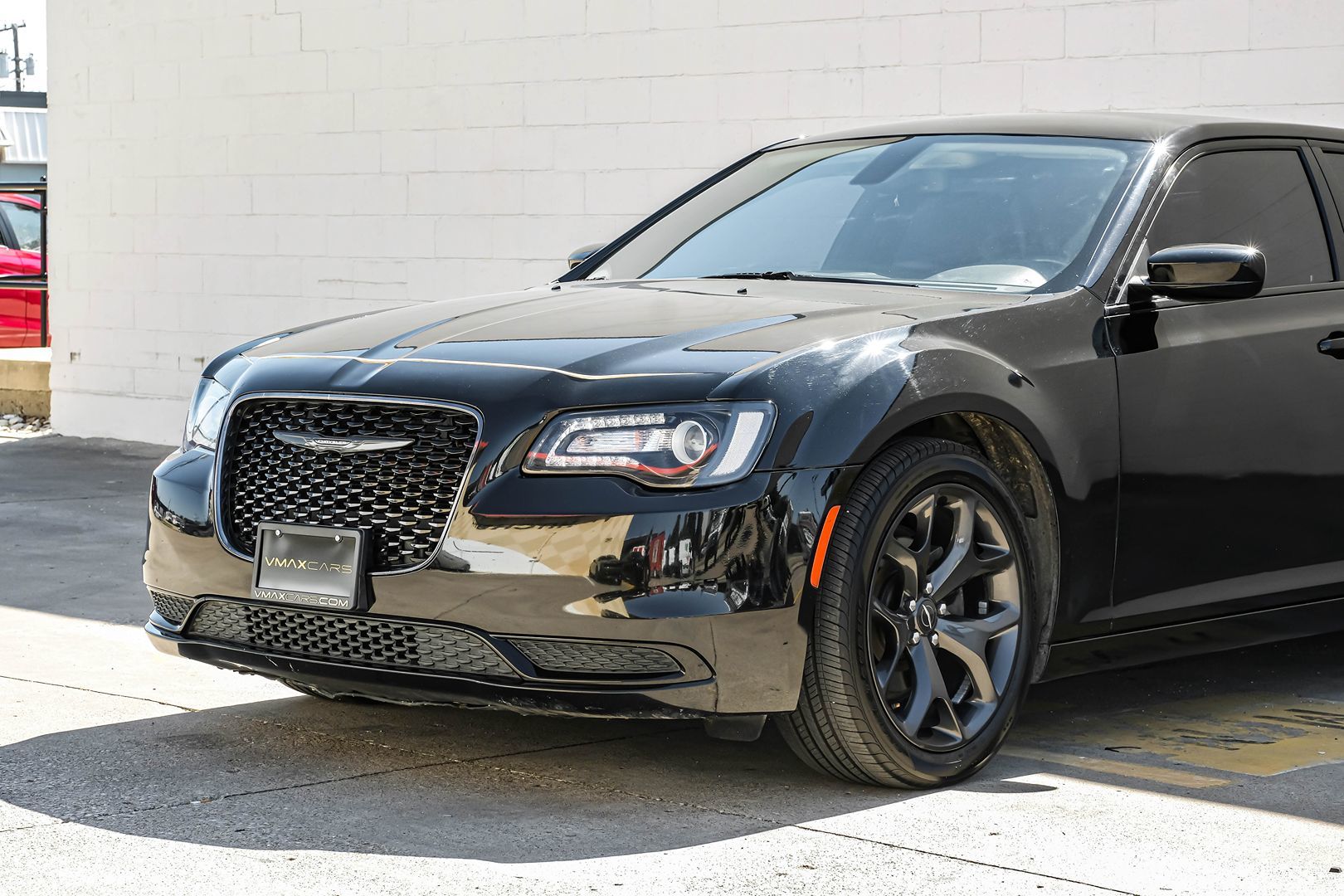 2020 Chrysler 300 Touring Limited photo 4