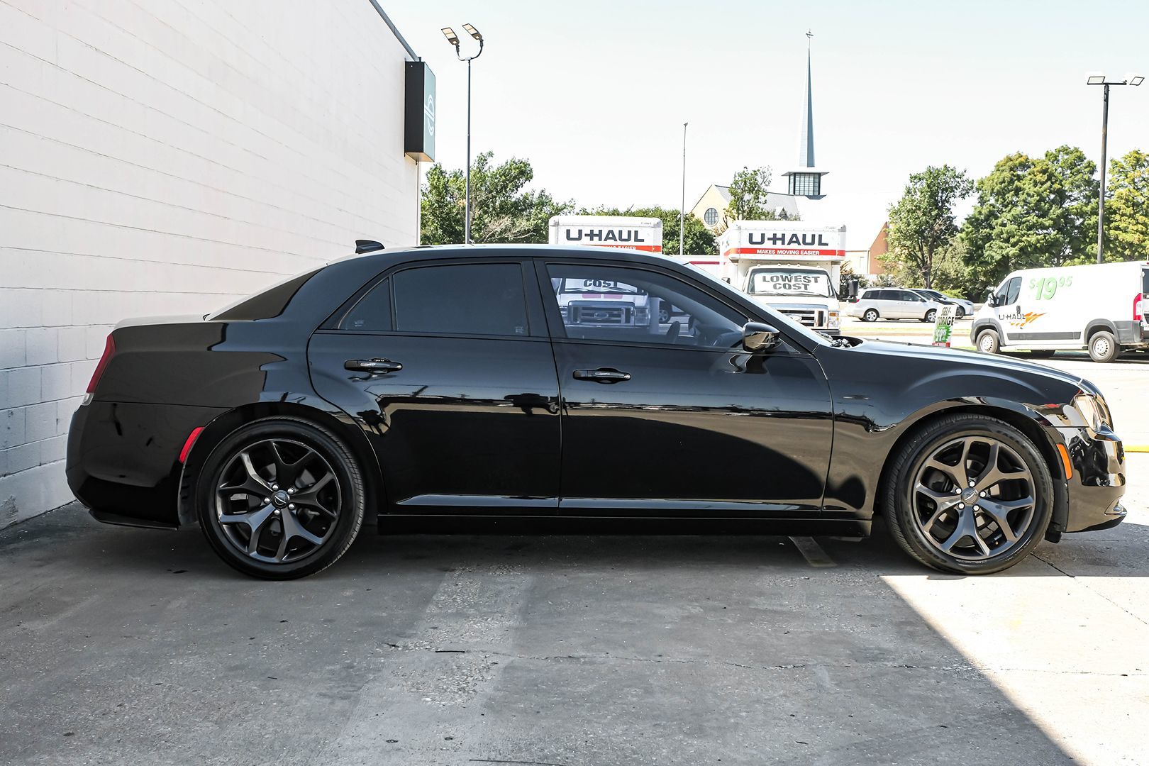 2020 Chrysler 300 Touring Limited photo 8