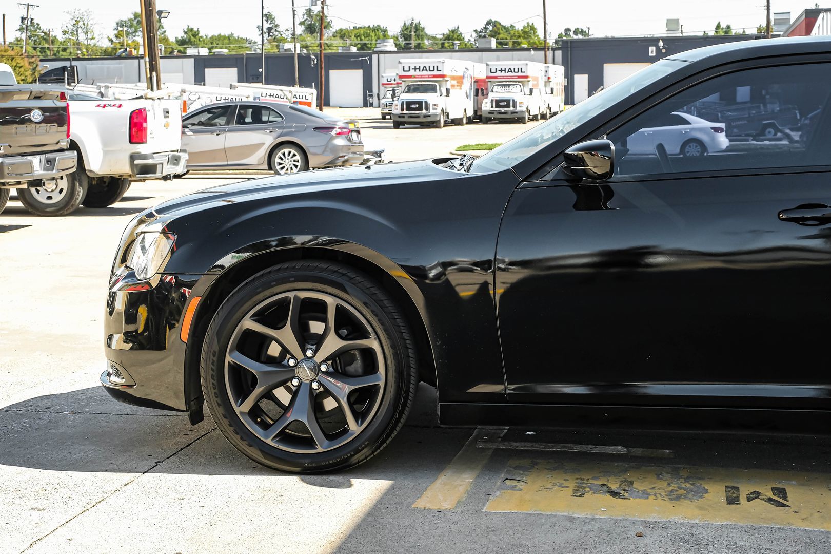 2020 Chrysler 300 Touring Limited photo 15