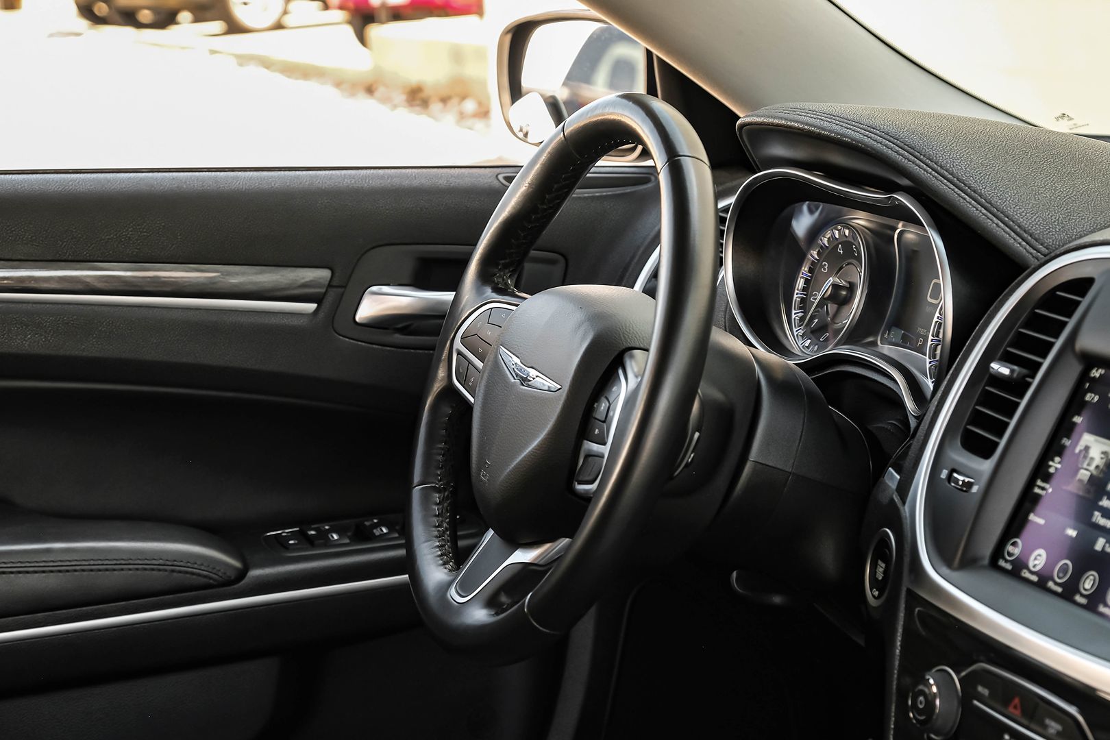 2020 Chrysler 300 Touring Limited photo 19