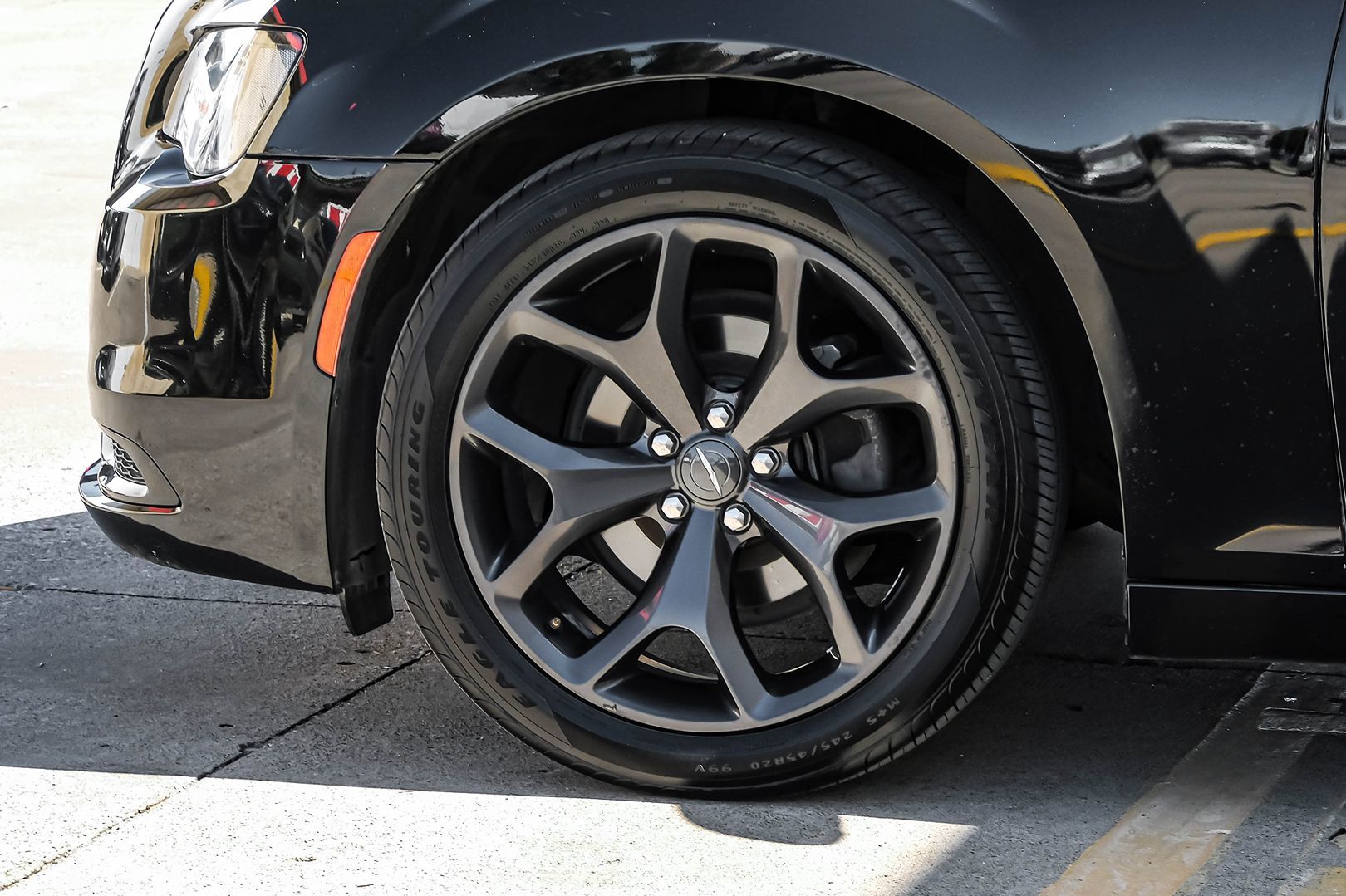 2020 Chrysler 300 Touring Limited photo 55
