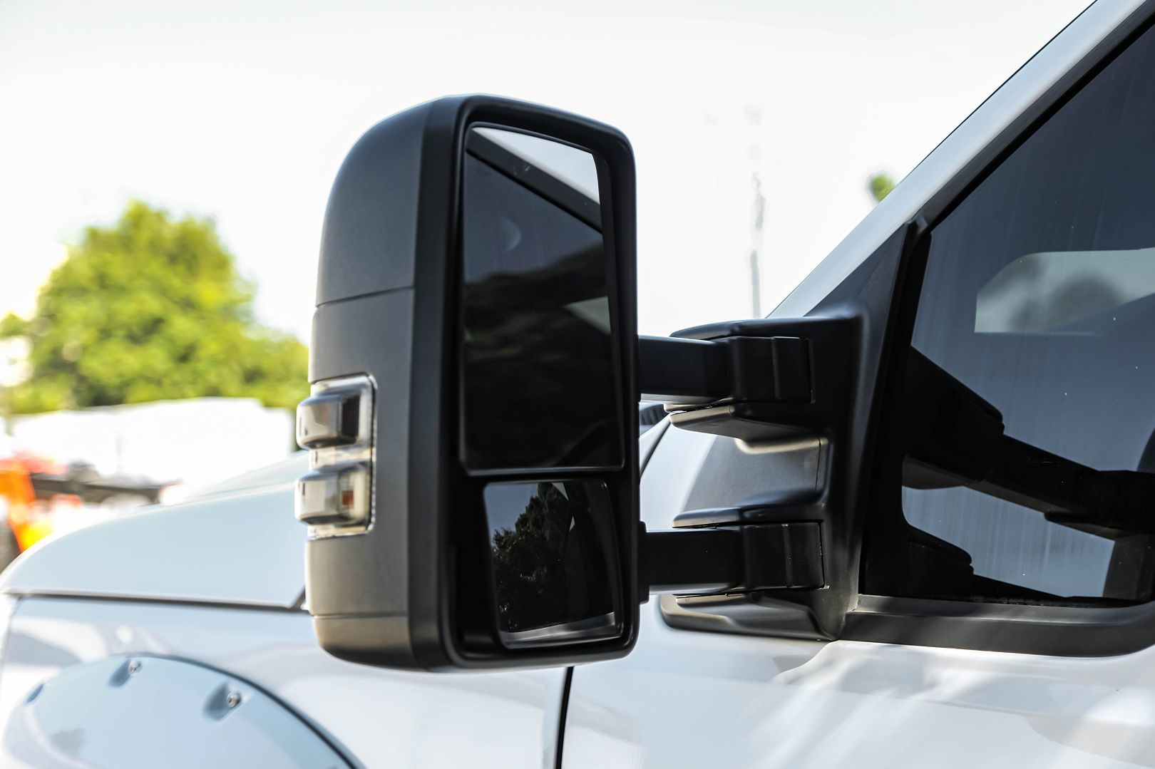 2015 Ford F-250 Lariat photo 39