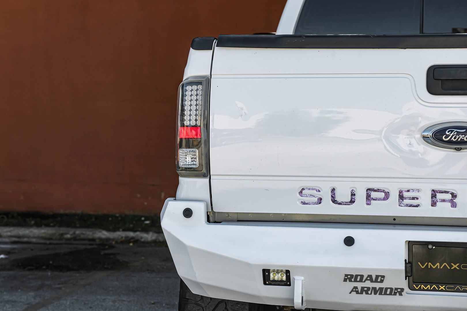 2015 Ford F-250 Lariat photo 43