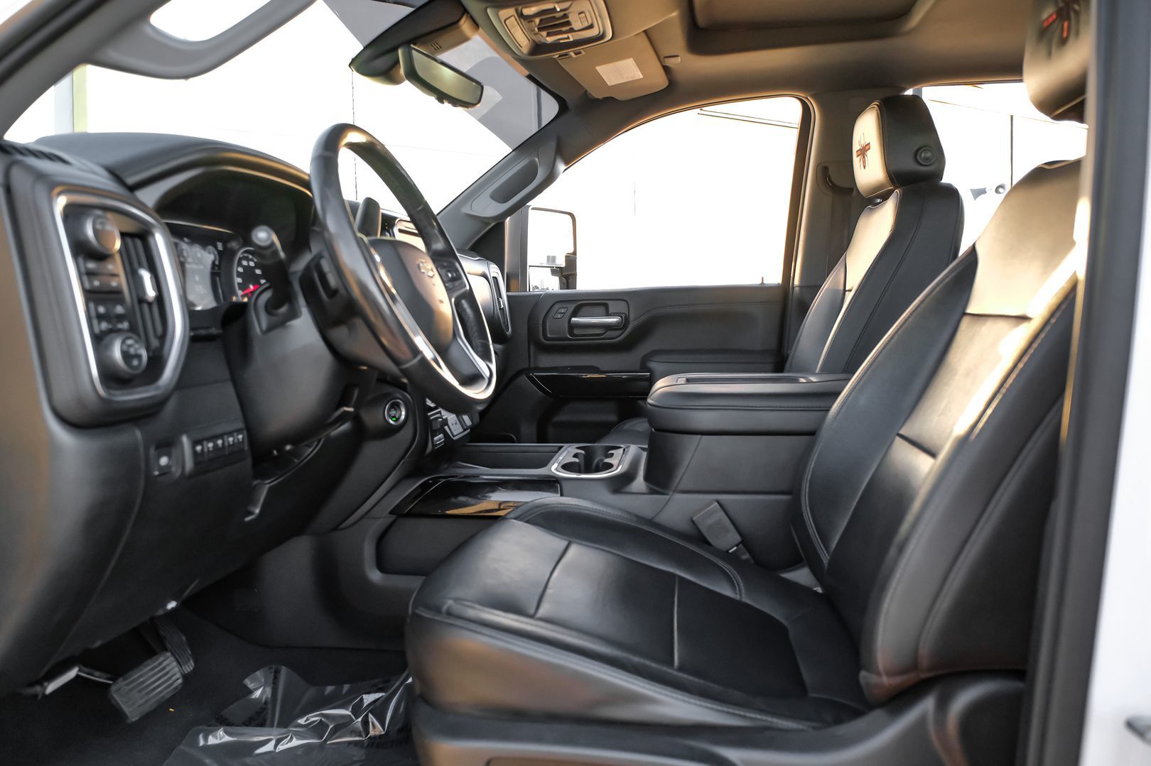 2020 Chevrolet Silverado 2500HD LTZ photo 4