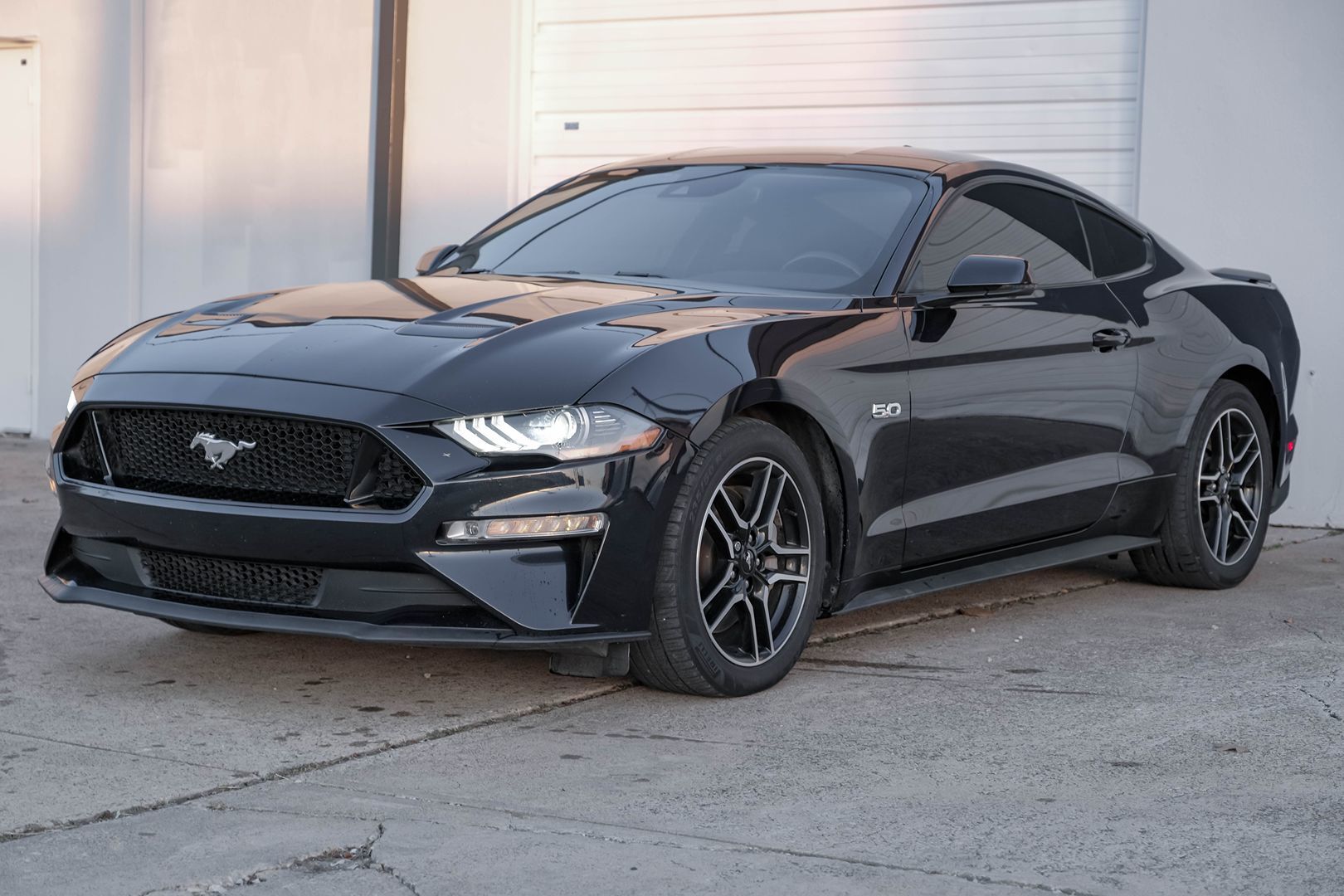 2021 Ford Mustang GT Premium photo 2