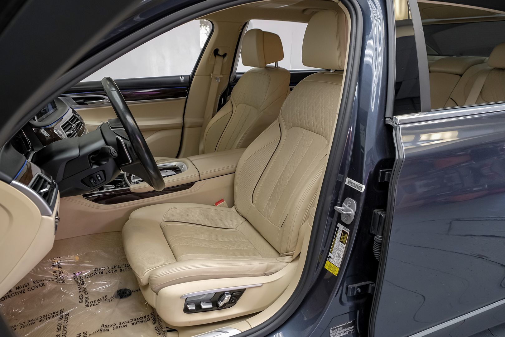 2016 Bmw 740i photo 2