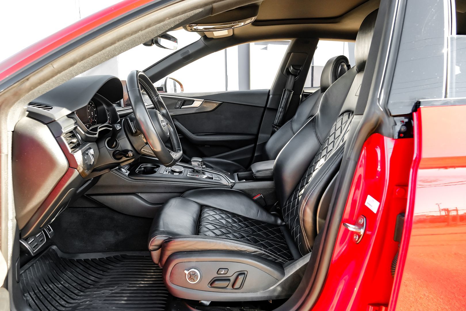 2018 Audi S5 Prestige photo 4