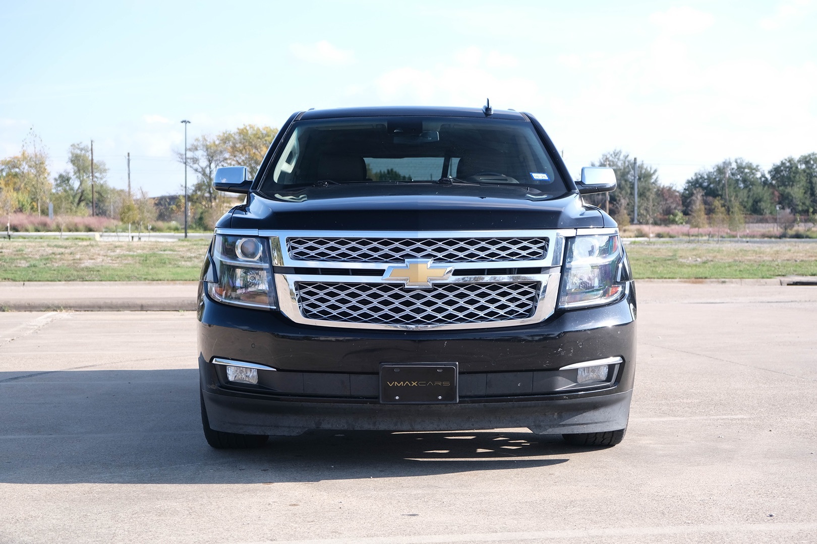 2018 Chevrolet Tahoe Premier photo 2