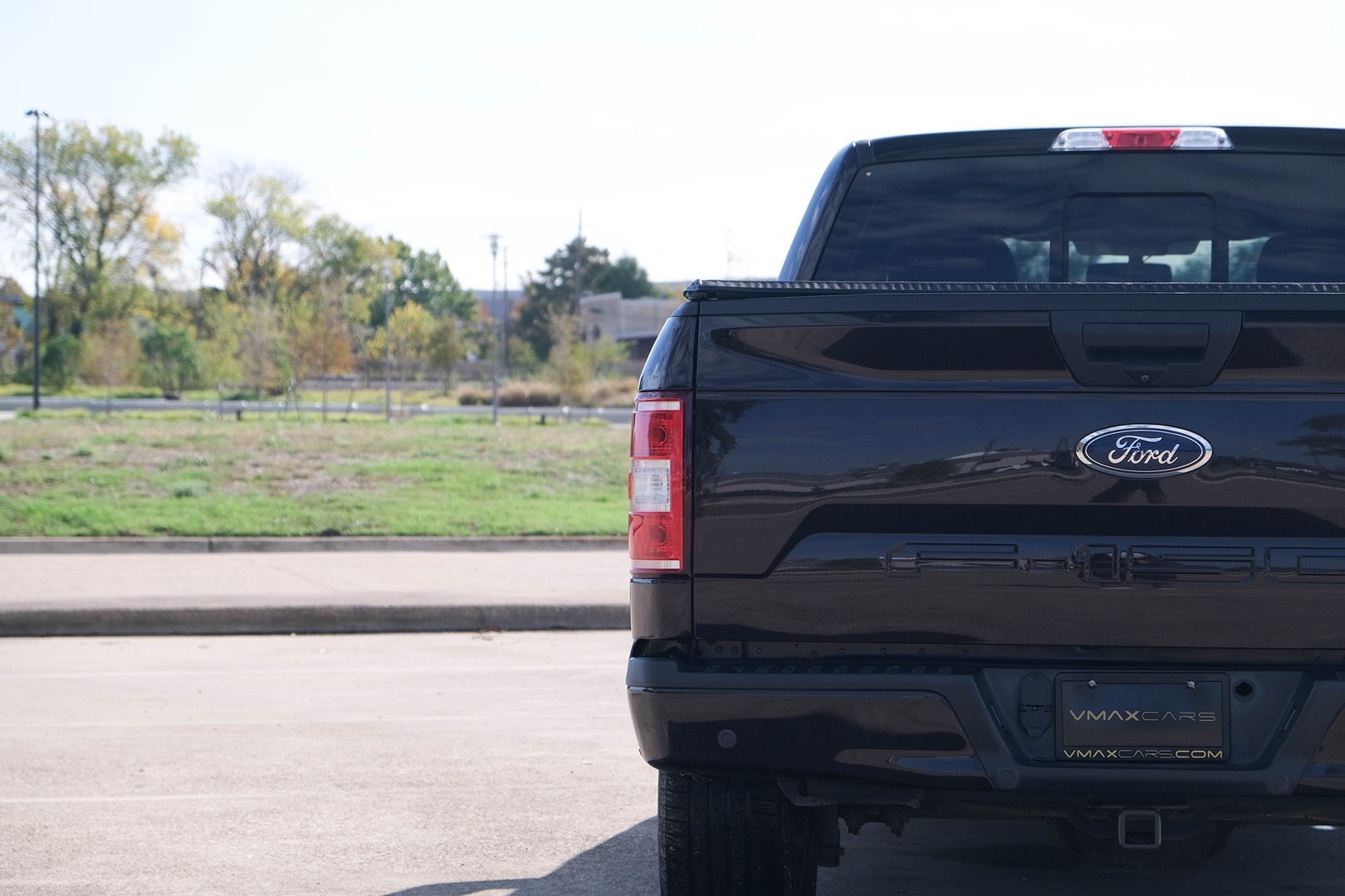 2019 Ford F-150 XLT photo 3