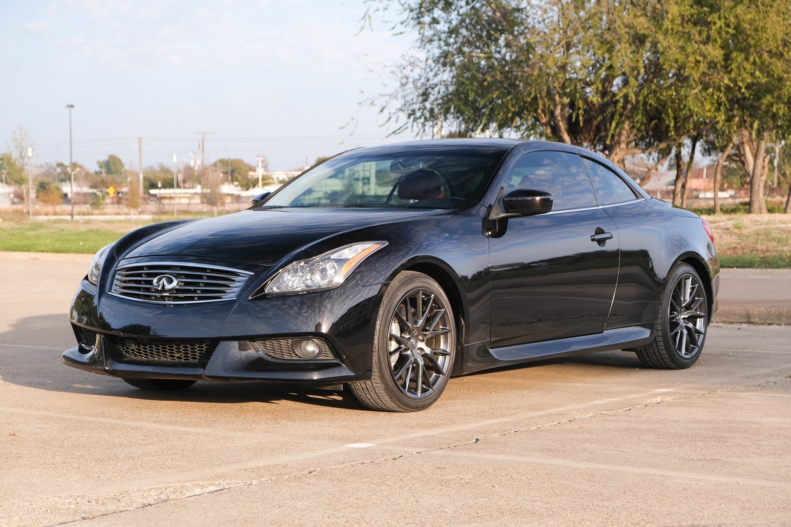 2013 Infiniti G37 Convertible IPL photo 3