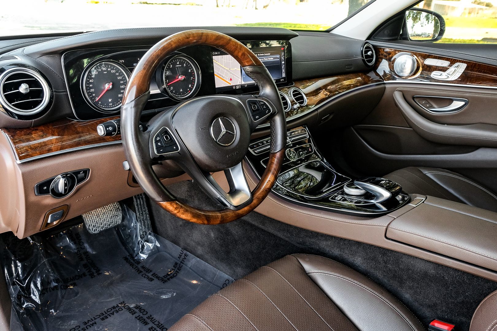 2017 Mercedes-Benz E-Class E300 - Photo 3