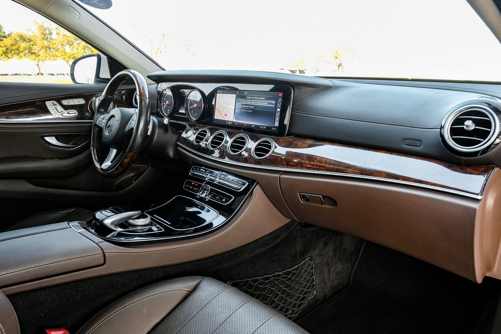 2017 Mercedes-Benz E-Class E300 - Photo 11