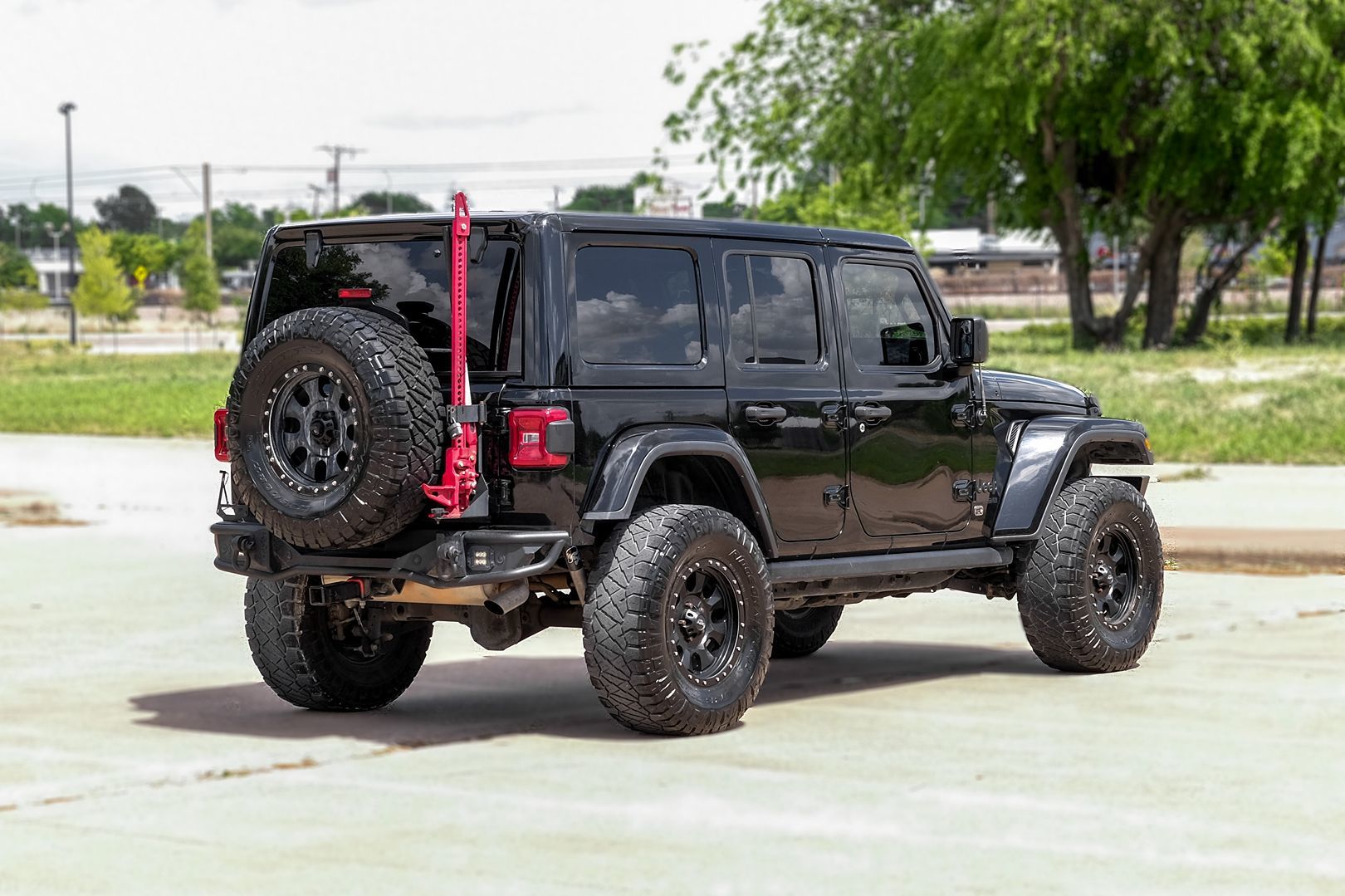 2019 Jeep Wrangler Unlimited Sahara Altitude - Photo 8