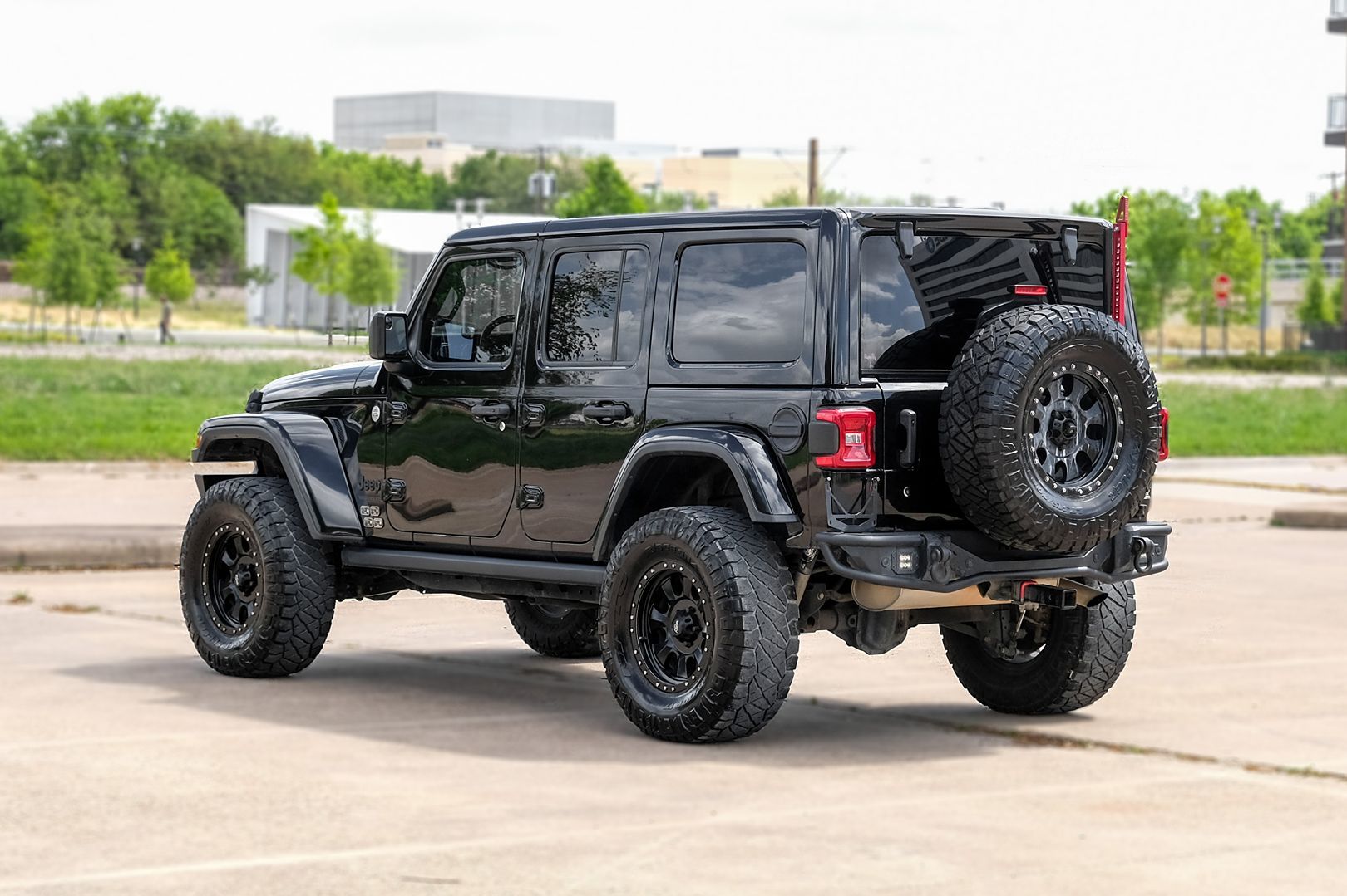 2019 Jeep Wrangler Unlimited Sahara Altitude - Photo 10