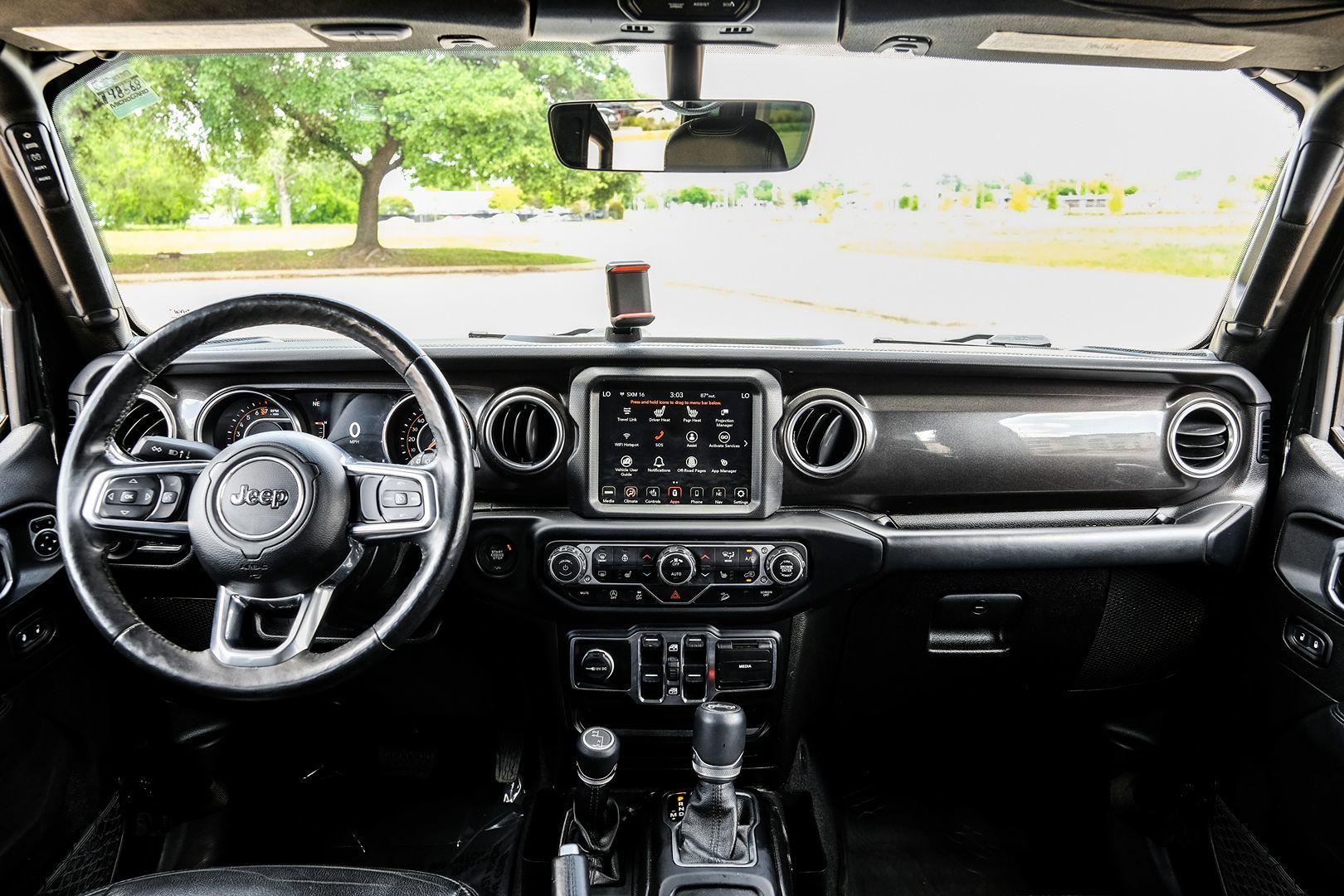 2019 Jeep Wrangler Unlimited Sahara Altitude - Photo 18