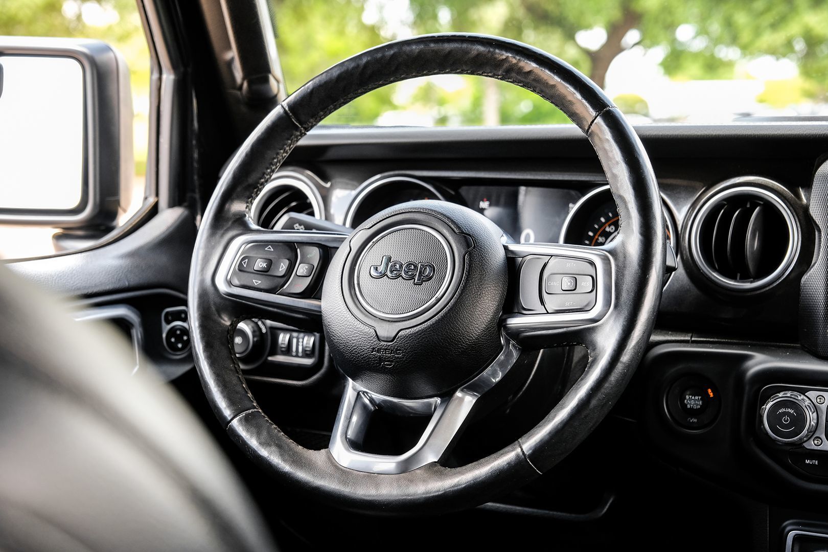 2019 Jeep Wrangler Unlimited Sahara Altitude - Photo 19