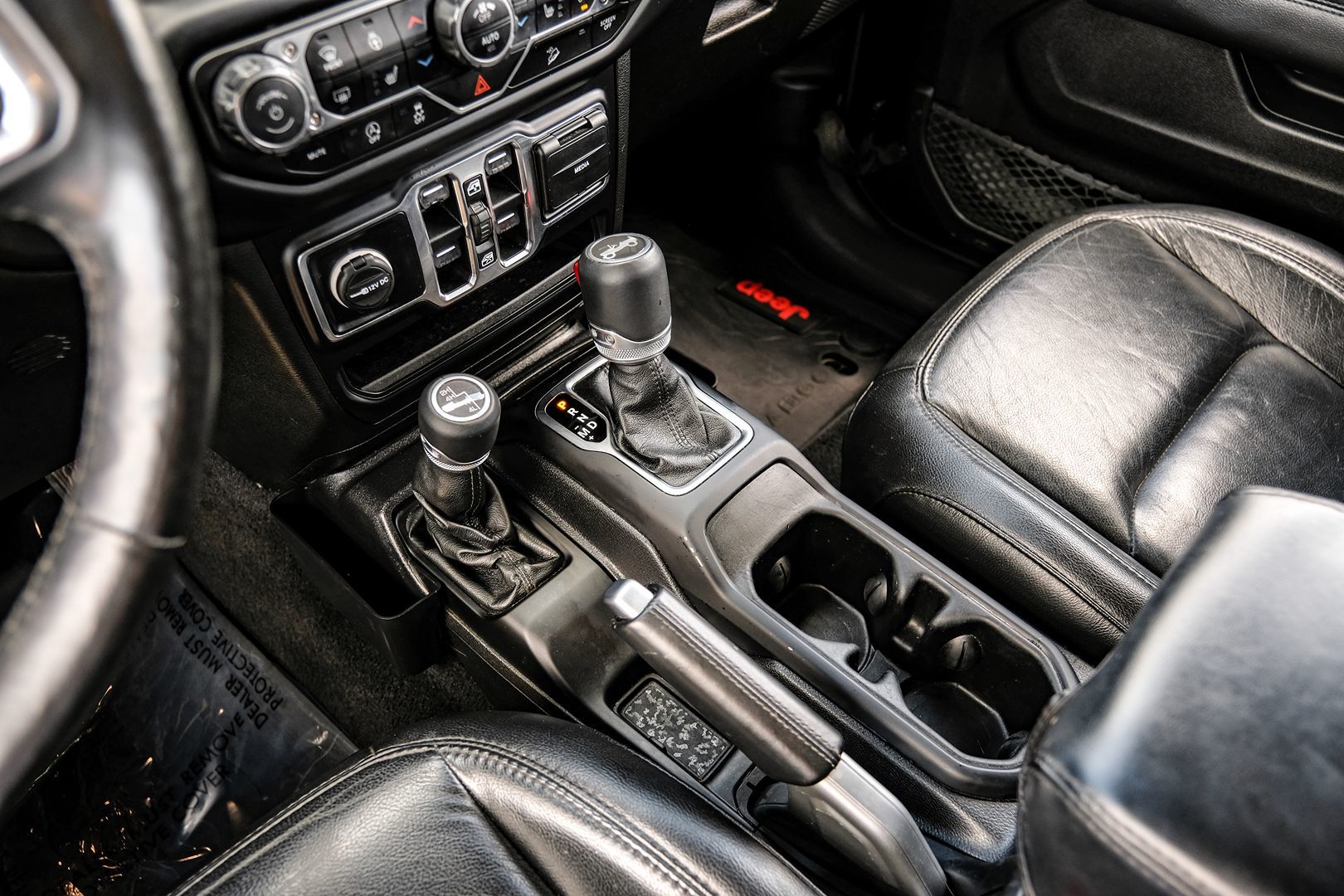 2019 Jeep Wrangler Unlimited Sahara Altitude - Photo 29