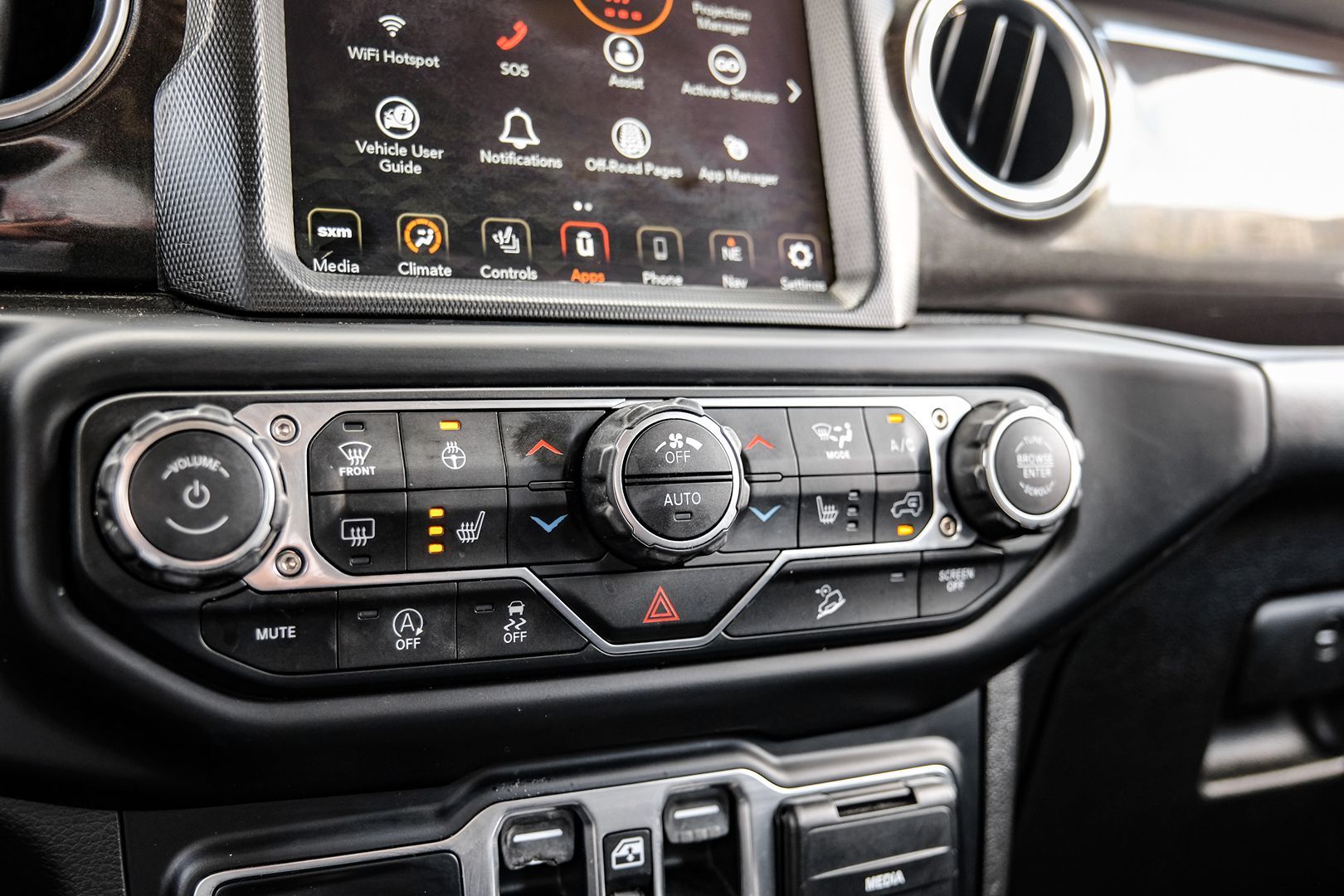 2019 Jeep Wrangler Unlimited Sahara Altitude - Photo 32