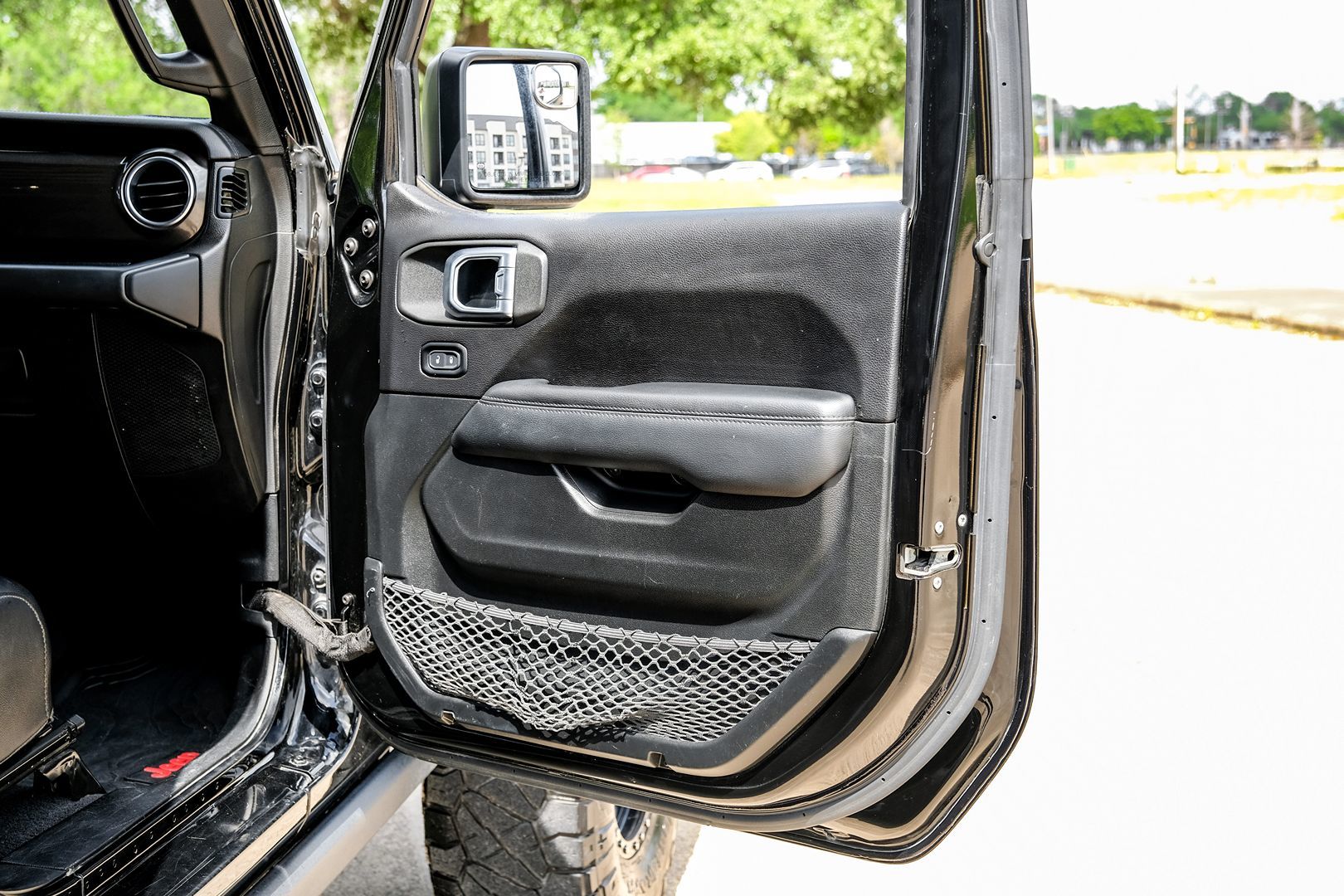 2019 Jeep Wrangler Unlimited Sahara Altitude - Photo 56