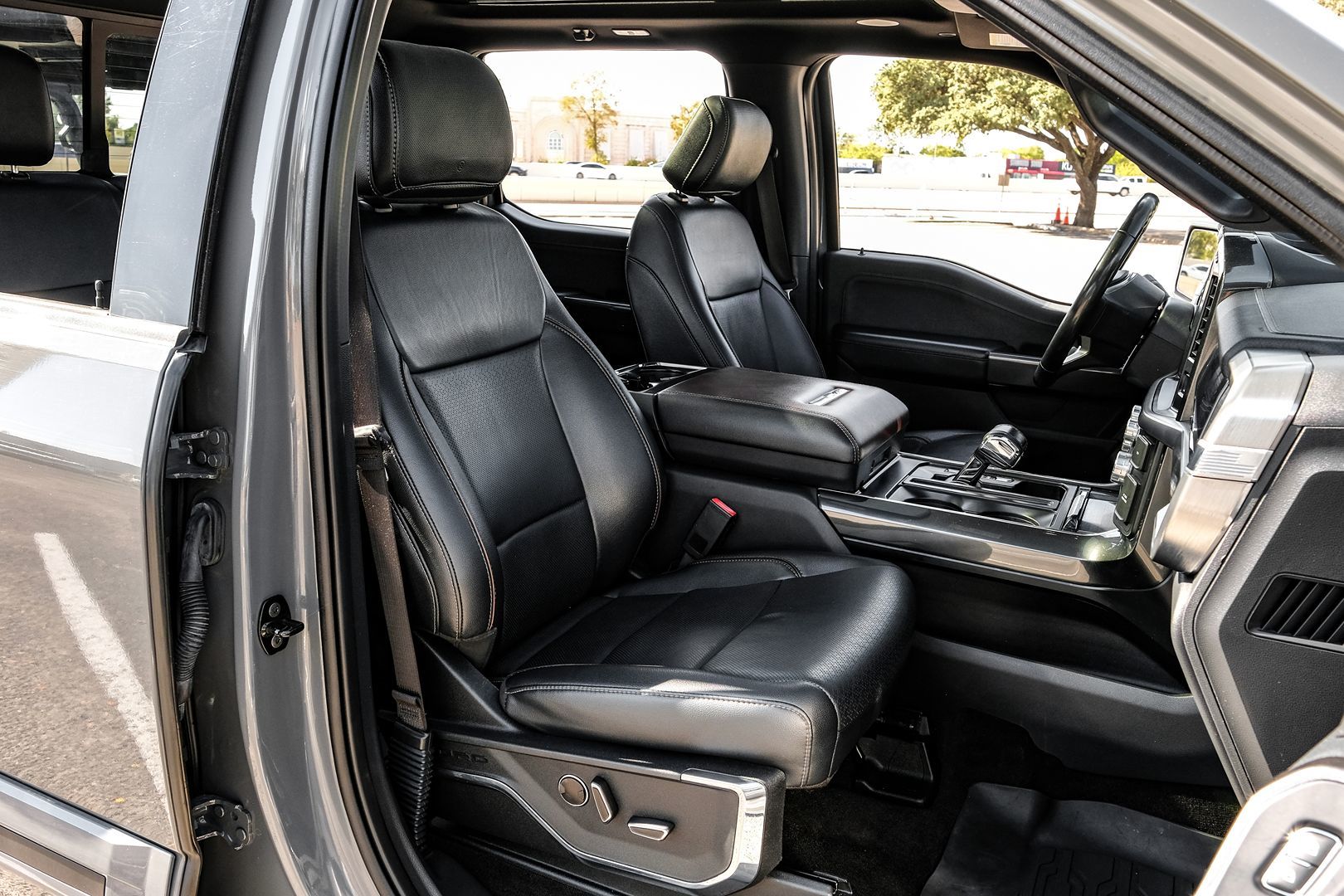 Photo 41 of this Ford F-150