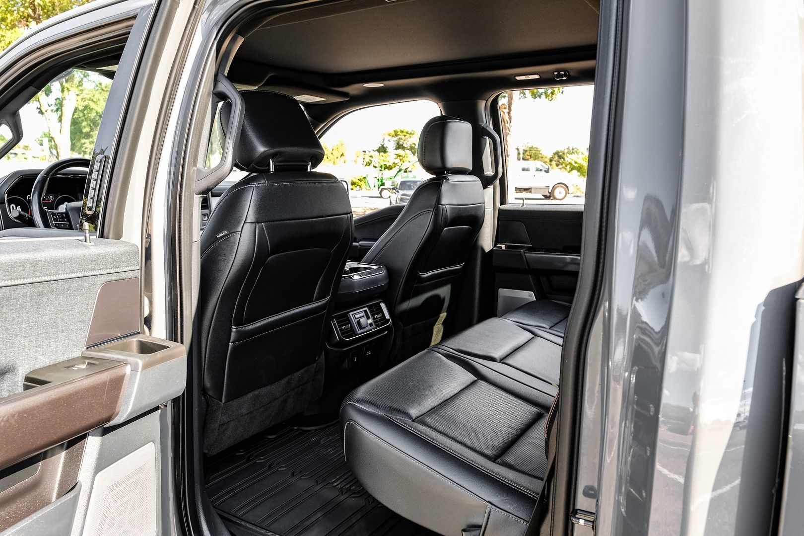Photo 45 of this Ford F-150