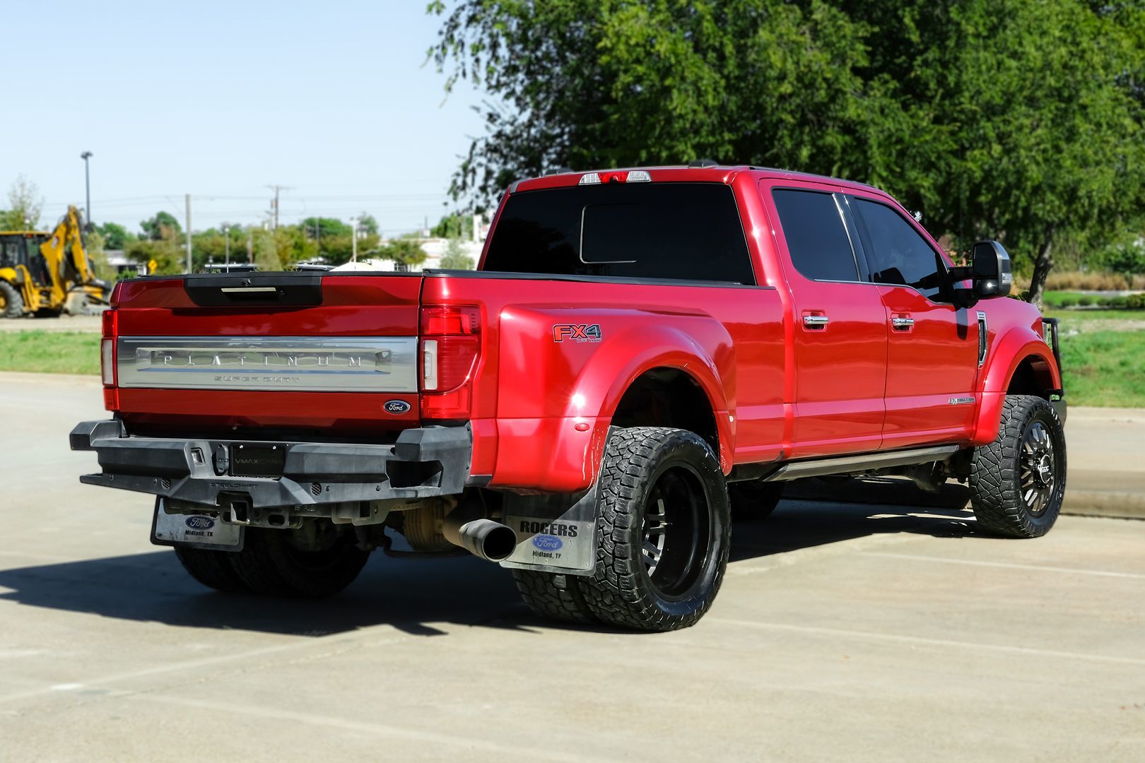 Photo 8 of this Ford Super Duty F-450 DRW