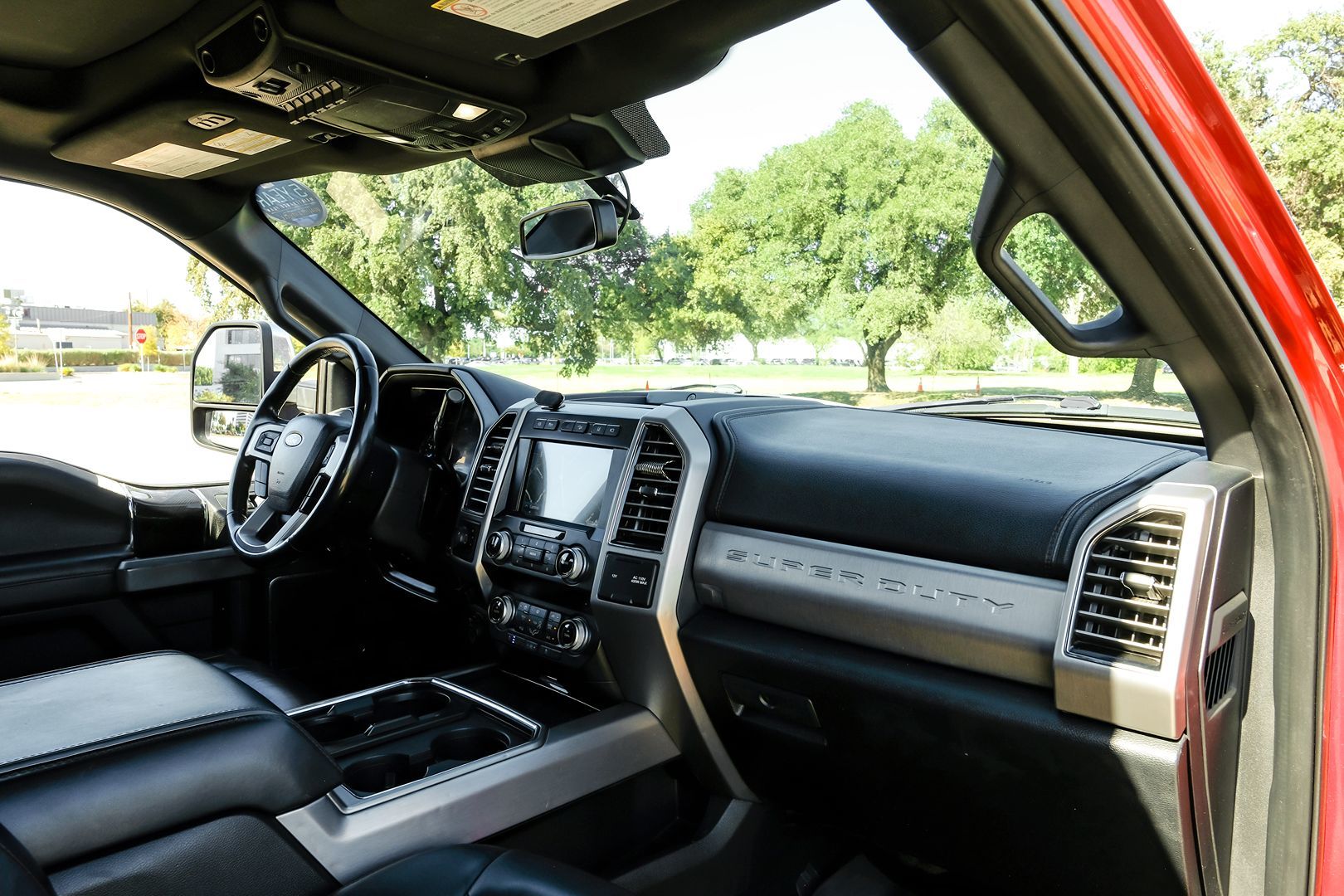 Photo 11 of this Ford Super Duty F-450 DRW