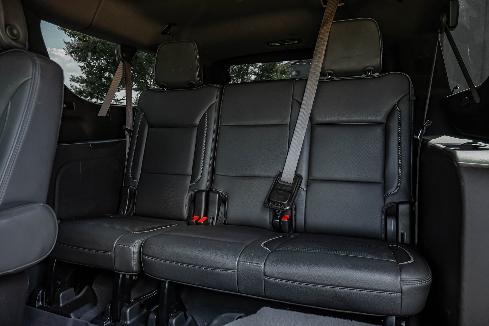 Photo 43 of this GMC Yukon XL