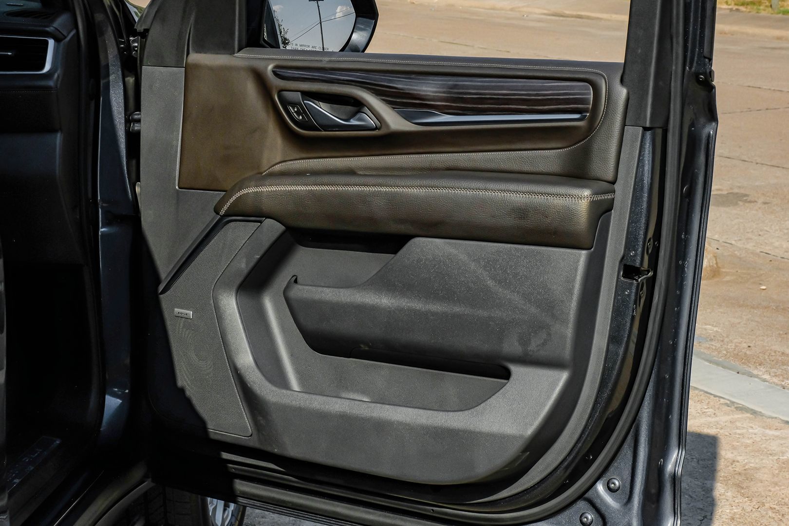 Photo 48 of this GMC Yukon XL