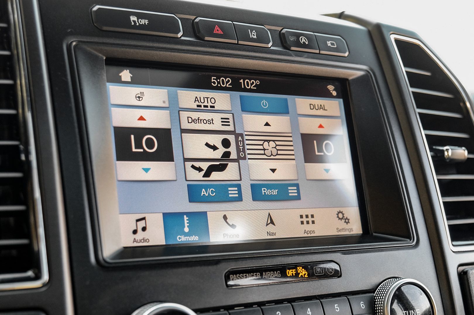 Photo 28 of this Ford Expedition