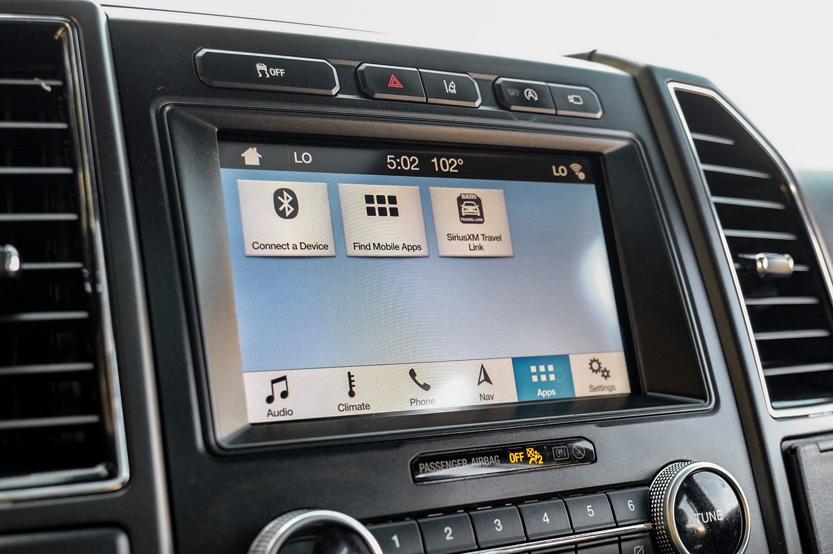 Photo 30 of this Ford Expedition