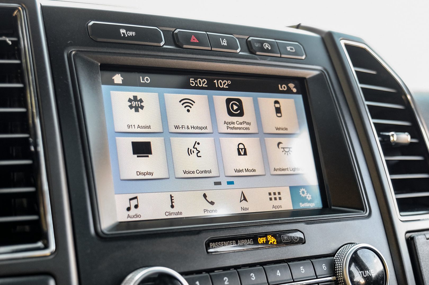 Photo 32 of this Ford Expedition
