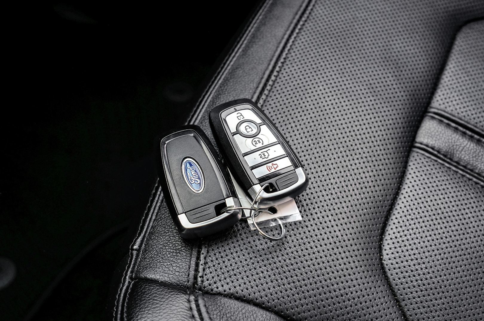Photo 60 of this Ford Expedition