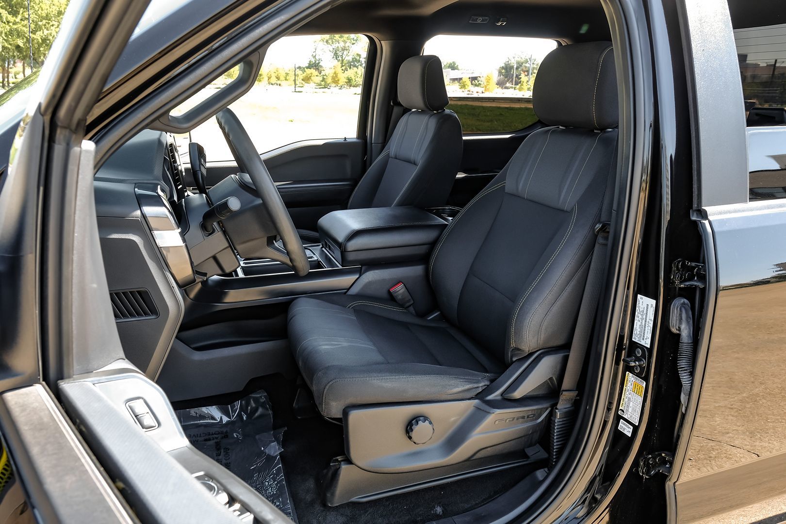 Photo 40 of this Ford F-150
