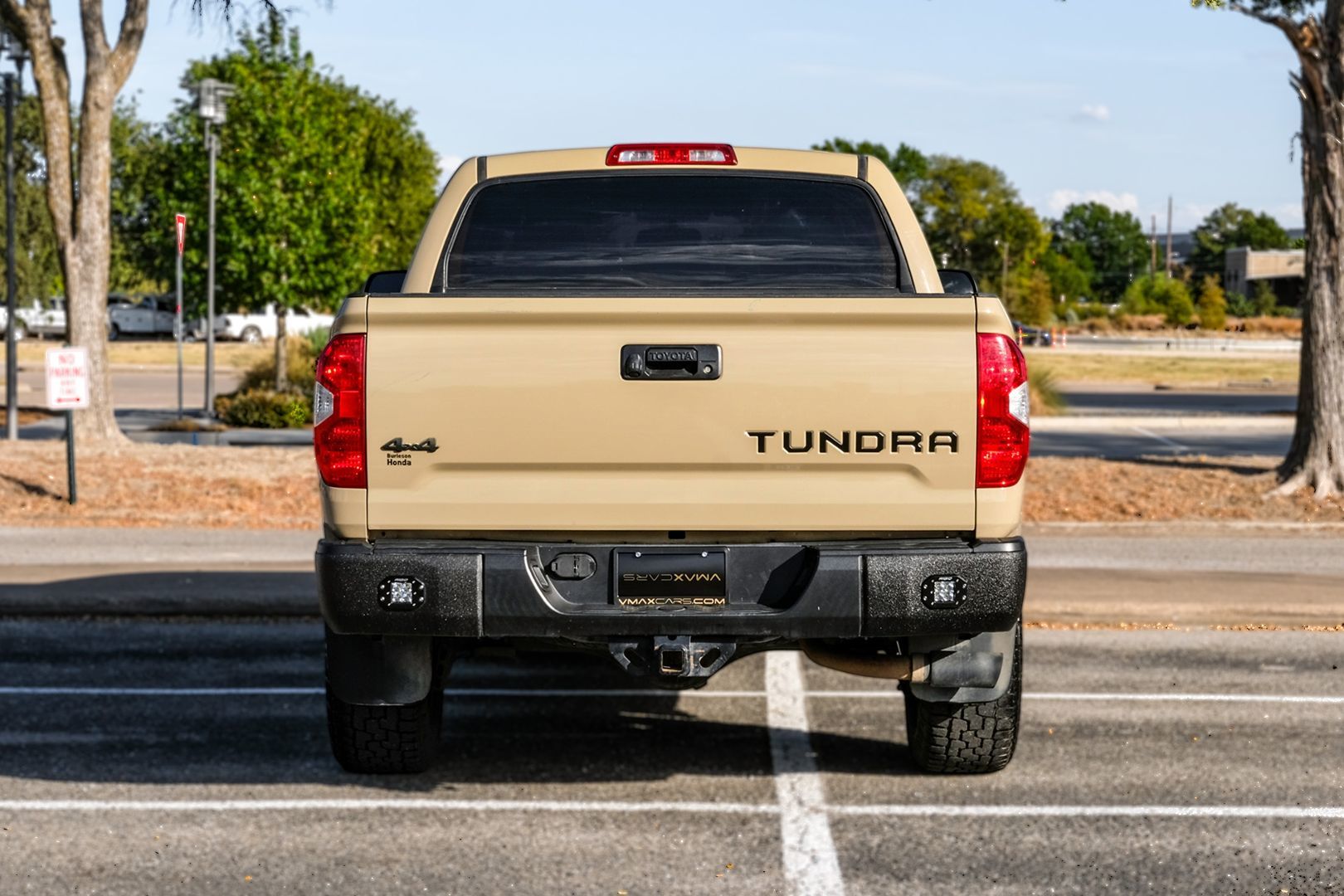 Photo 9 of this Toyota Tundra 4WD