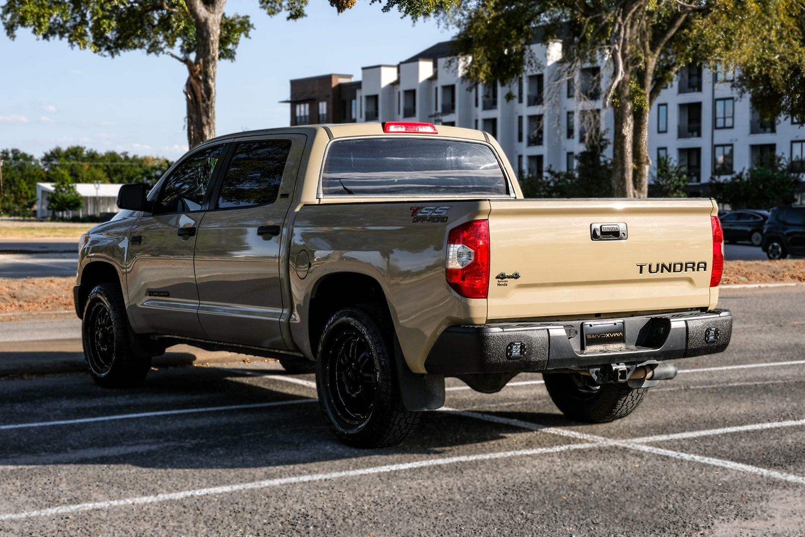 Photo 10 of this Toyota Tundra 4WD