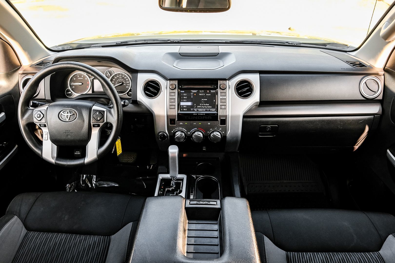 Photo 13 of this Toyota Tundra 4WD