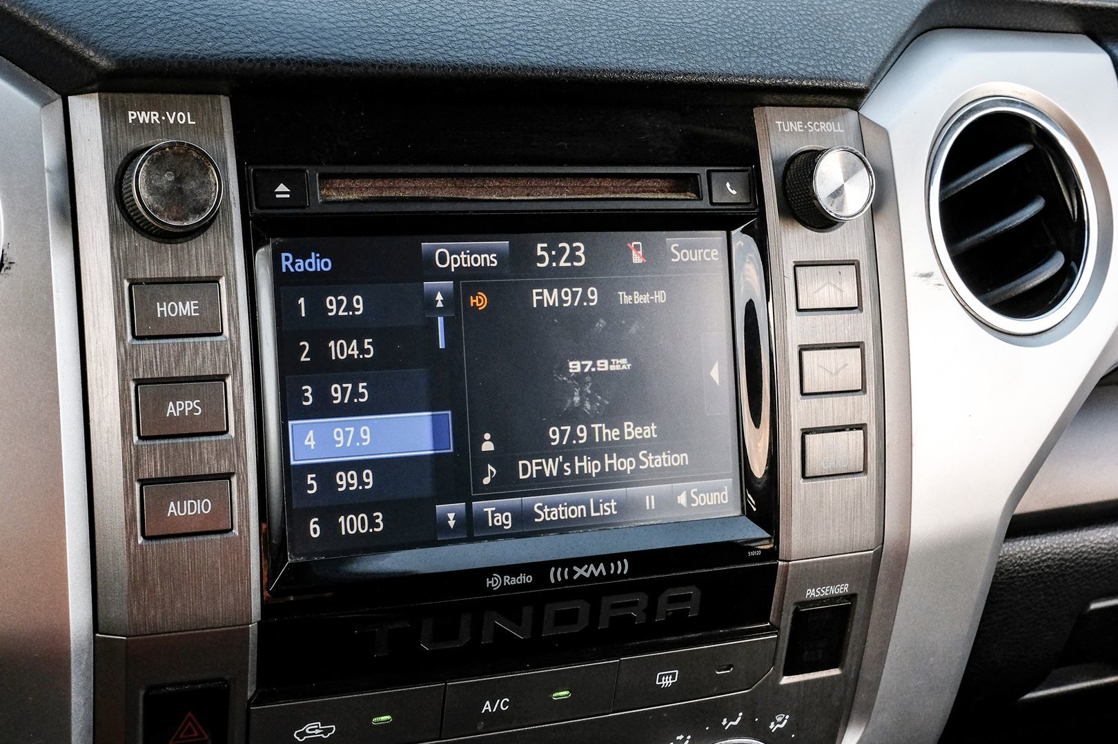 Photo 27 of this Toyota Tundra 4WD