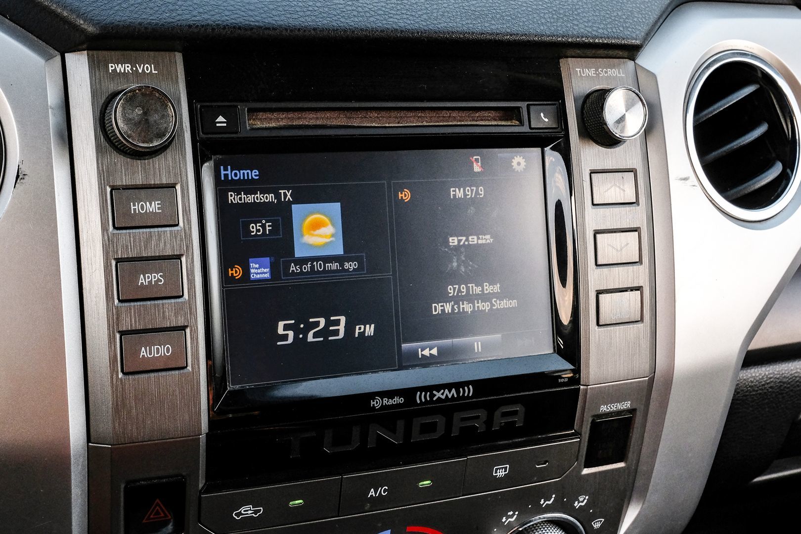 Photo 28 of this Toyota Tundra 4WD